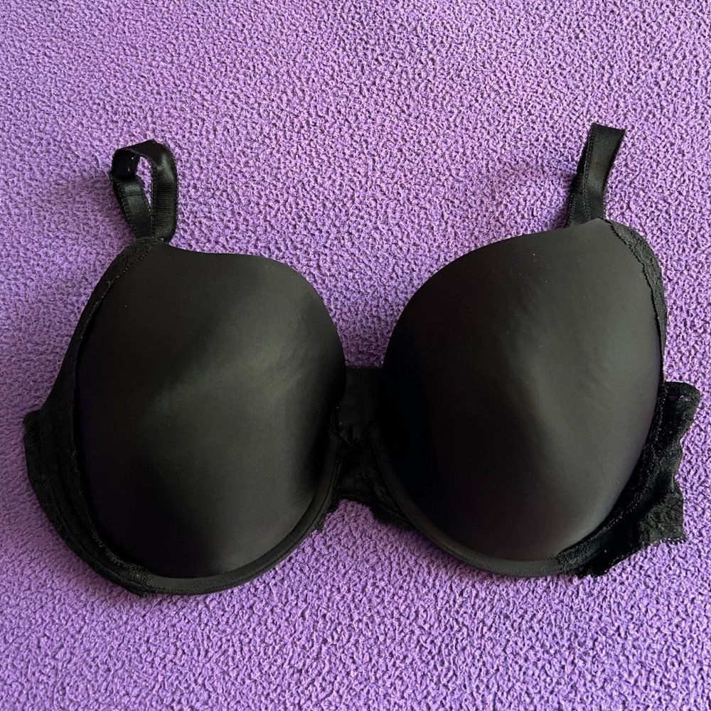Victoria's Secret Dream Angels Perfect Coverage Black Lace Bra 38DD / 38E